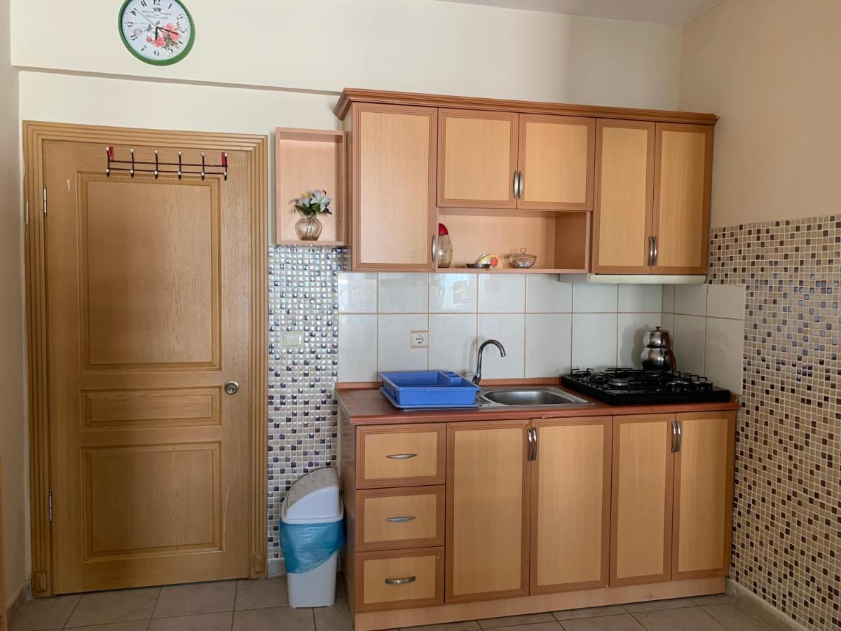 Cizmeci Apart Hotel Çeşme Εξωτερικό φωτογραφία