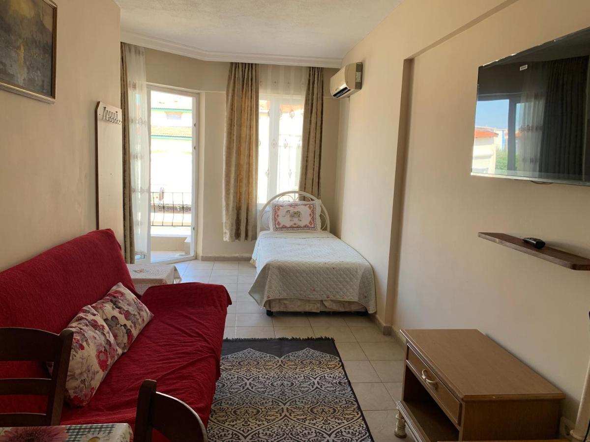 Cizmeci Apart Hotel Çeşme Εξωτερικό φωτογραφία