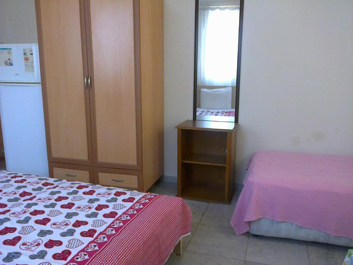 Cizmeci Apart Hotel Çeşme Δωμάτιο φωτογραφία